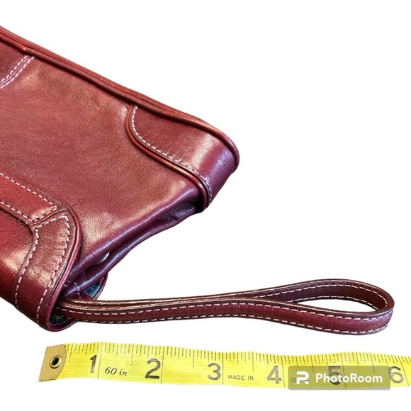 Nordstrom red leather wristlet - GORGEOUS - LIKE NEW! 👛 - Picture 9 of 11